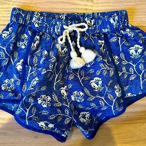 Pink Chicken size 5 girls shorts. Tassel tie, block print style. NWOT
